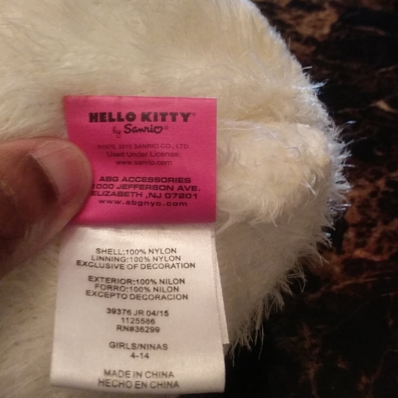 Hat - Picture 3 of 3